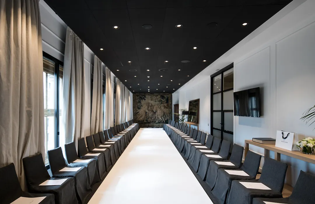 Grand Hotel Central, Small Luxury Hotels-1
